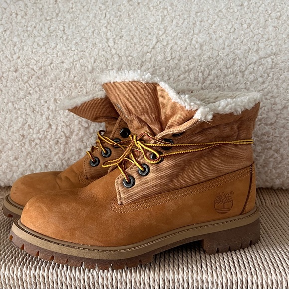 SOLD - Timberland Roll-Top Canvas and Leather Boots Size 4 Junior / 6 Women’s - Picture 6 of 14
